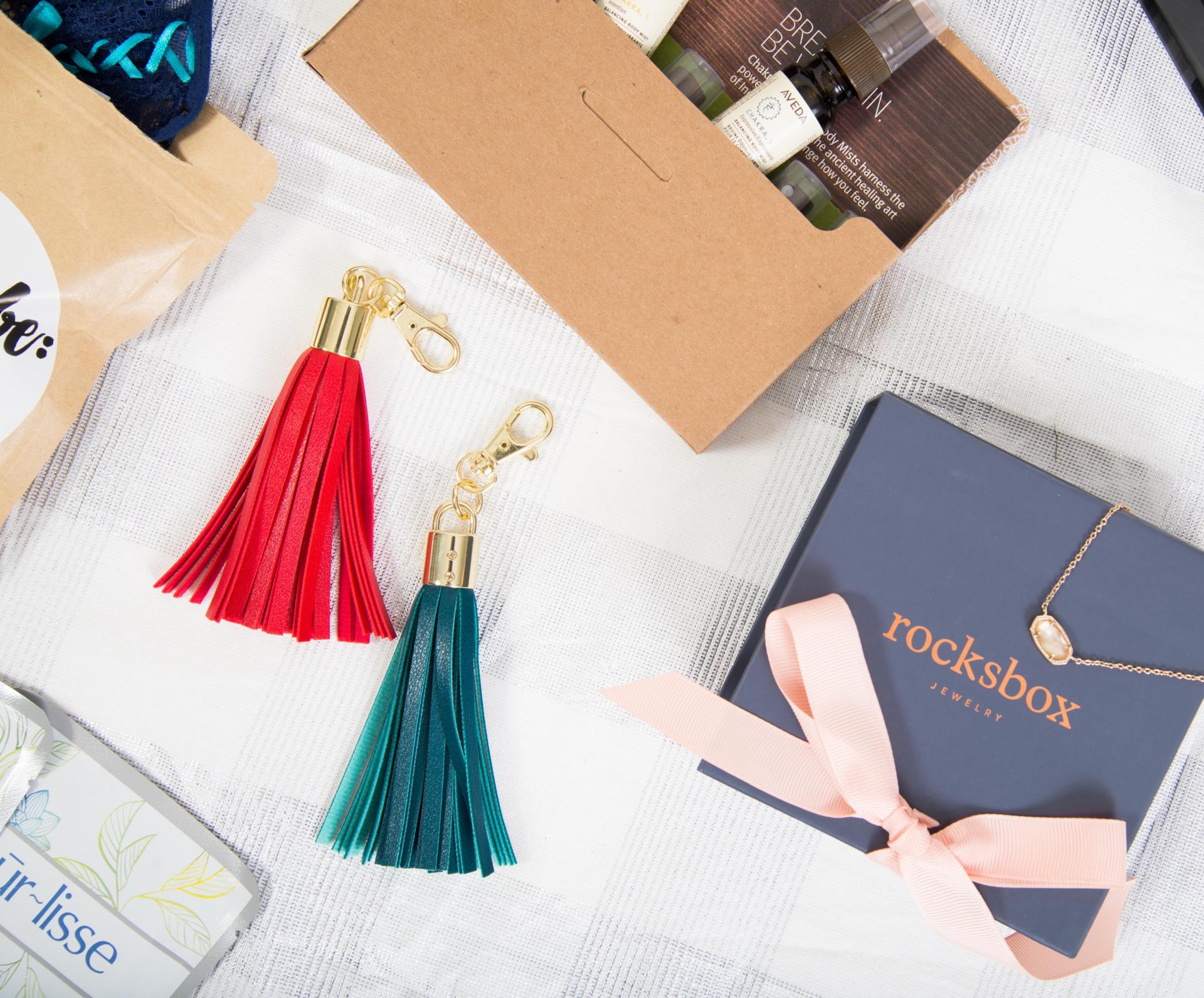 CELEBRATE: Gift Guide for Her