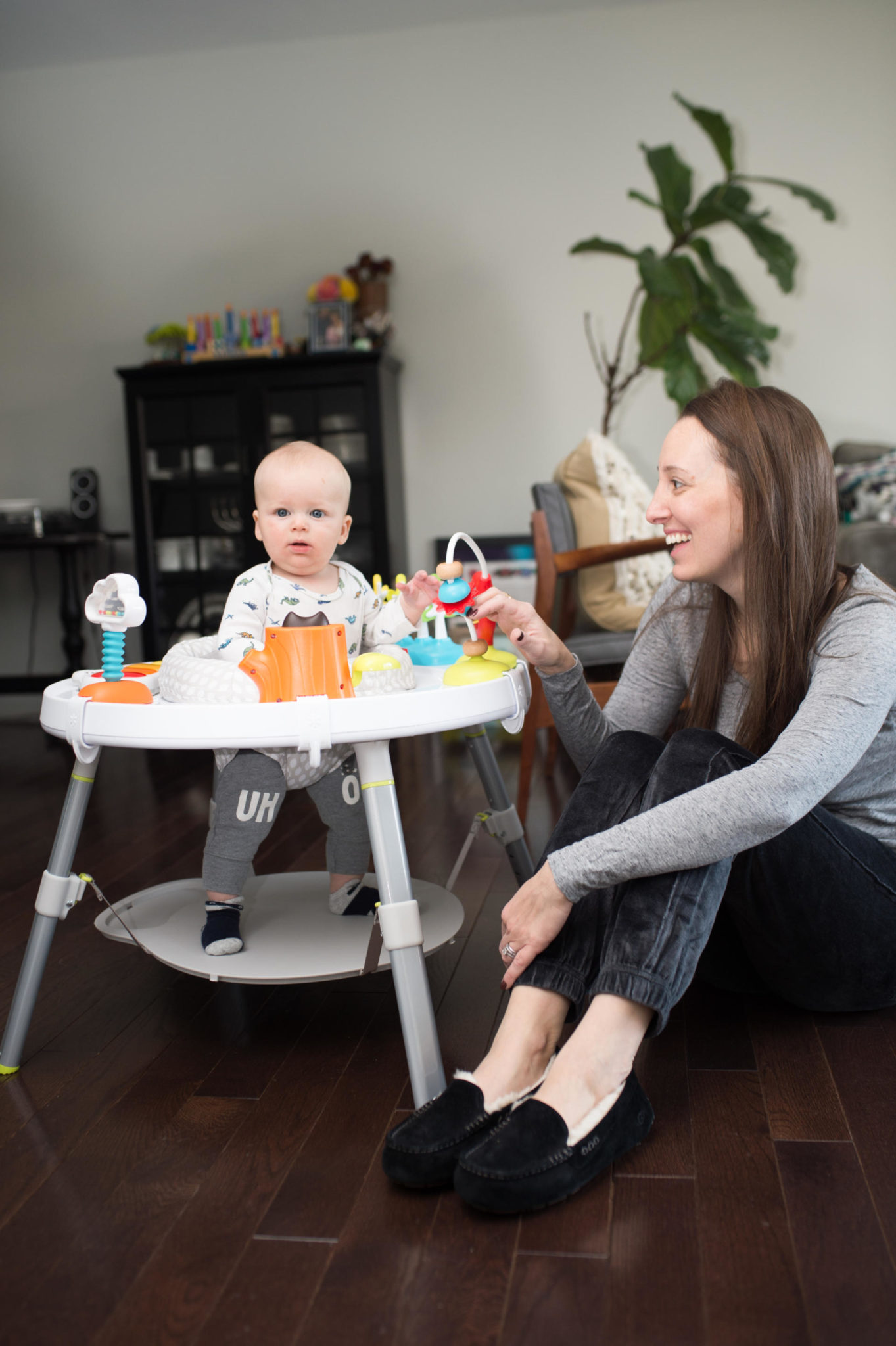 BABY: Sunday Mornings with Skip Hop Activity Center by popular New Jersey lifestyle blogger What's For Dinner Esq.